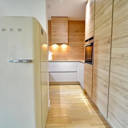 아파트 Apartment-penthouse Am Mit Meerblick *